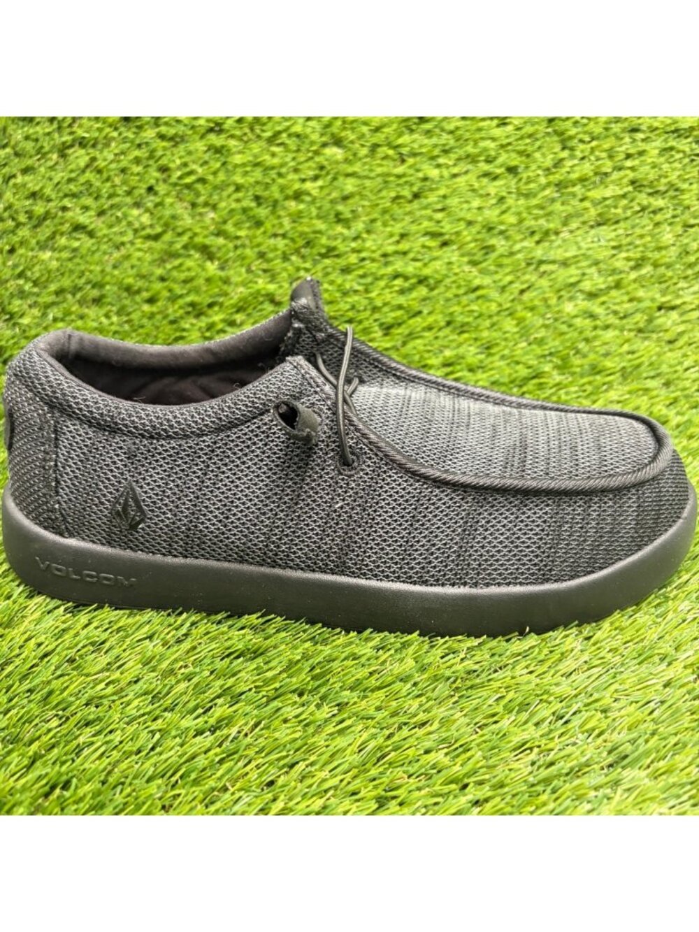 Volcom Chill Womens Size 9.5W Black Gray Composite Toe Safety Work Slip-On Shoes